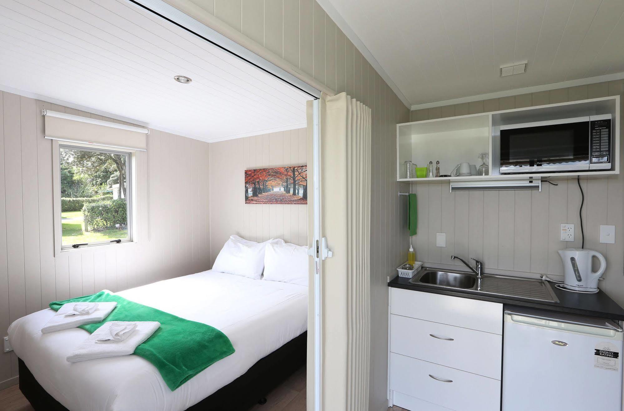Fitzroy Beach Holiday Park New Plymouth Exterior foto